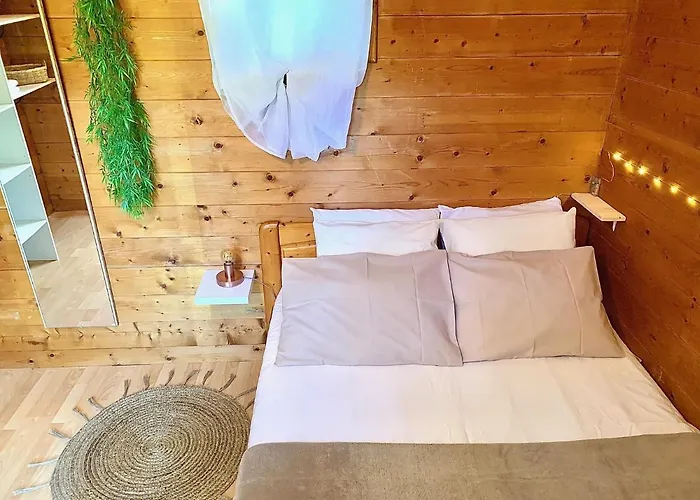 Camping Gallina Varja *