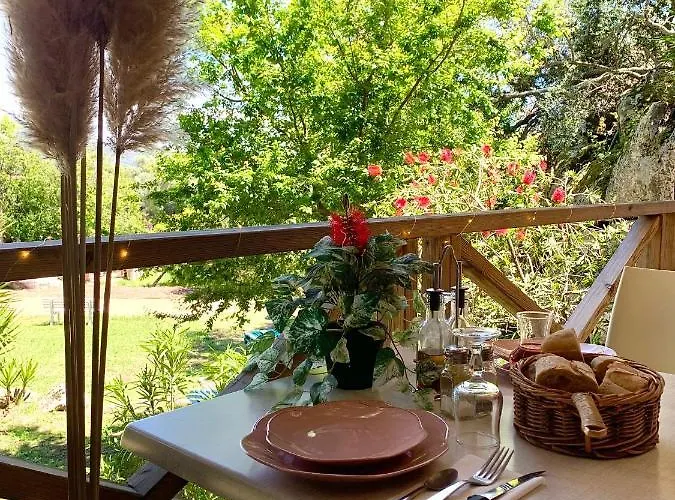 Gallina Varja אתר קמפינג