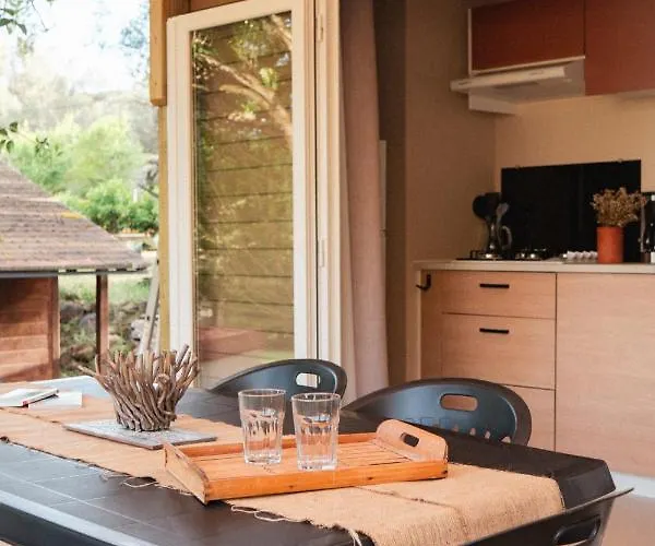 Gallina Varja אתר קמפינג סוטה